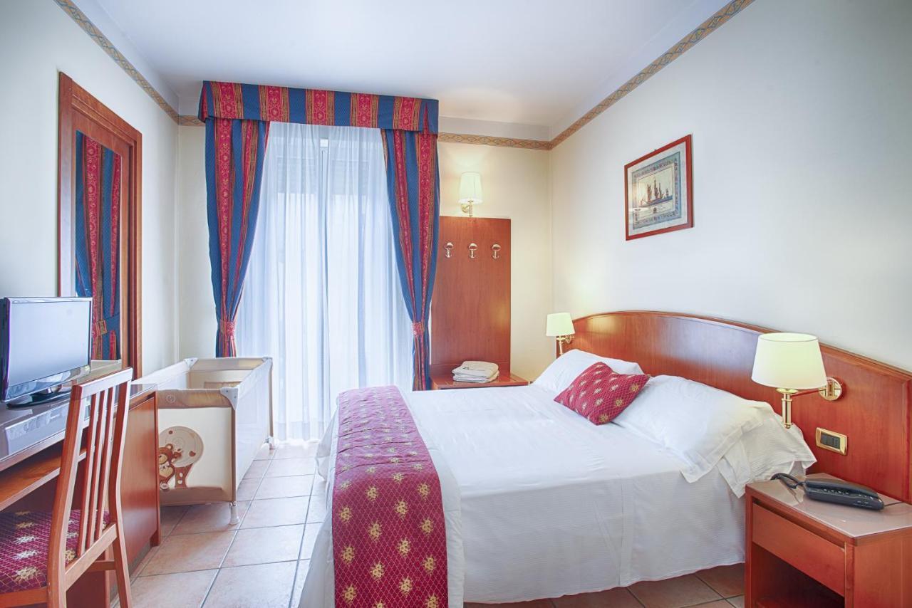 Hotel Agostini Bellaria-Igea Marina Eksteriør bilde